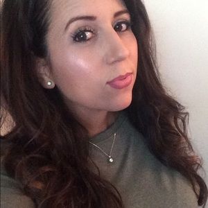 Meet your Posher, Carmen